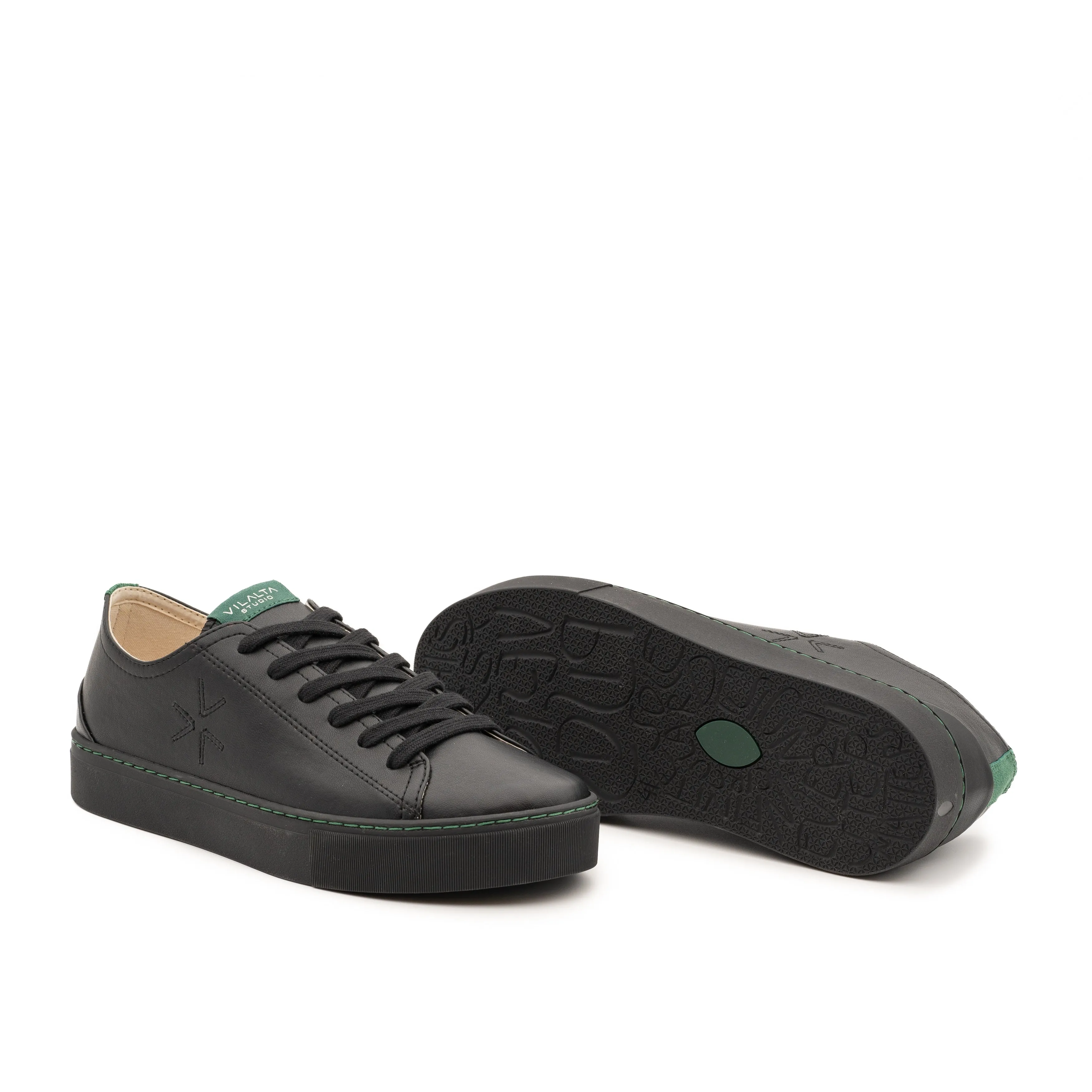 Coretta Vilalta Studio all black COR019