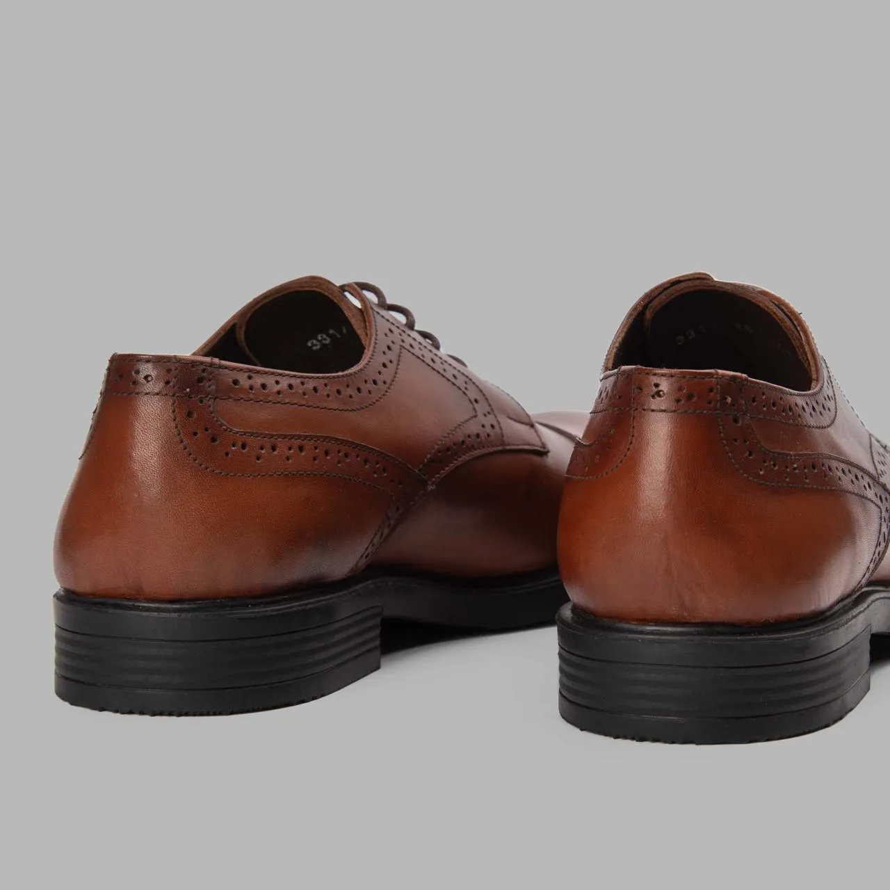 Mens Classic Derby Cap Toe Shoes in Havana Brown Leather