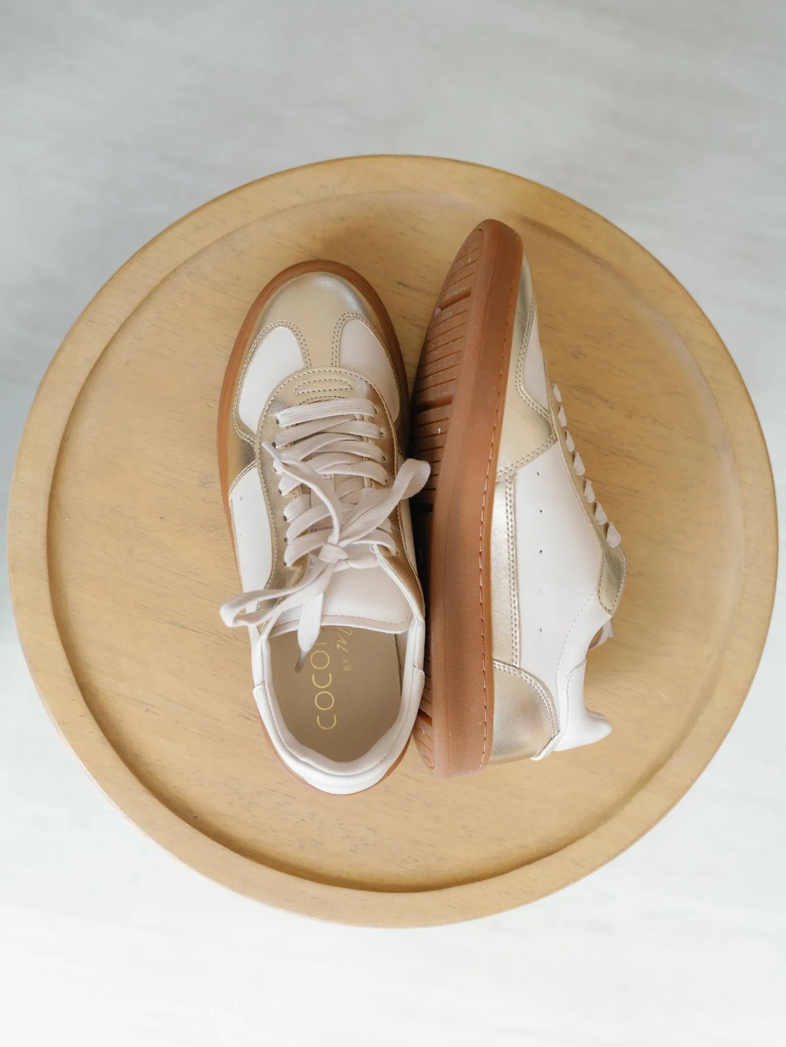 Matisse: Dana Sneaker - Gold